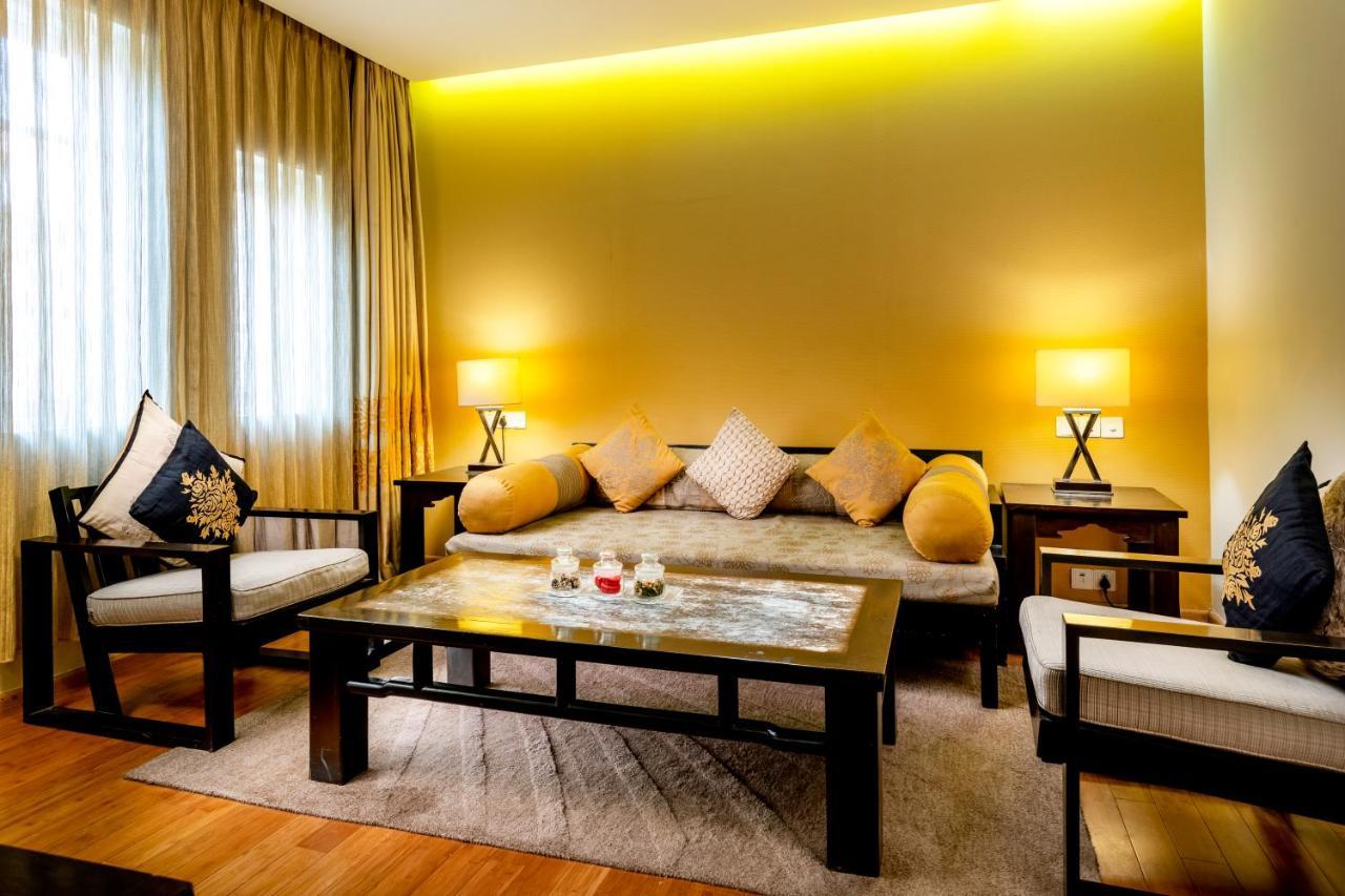 Caravela Beach Resort Varca Exterior foto A suite at the hotel