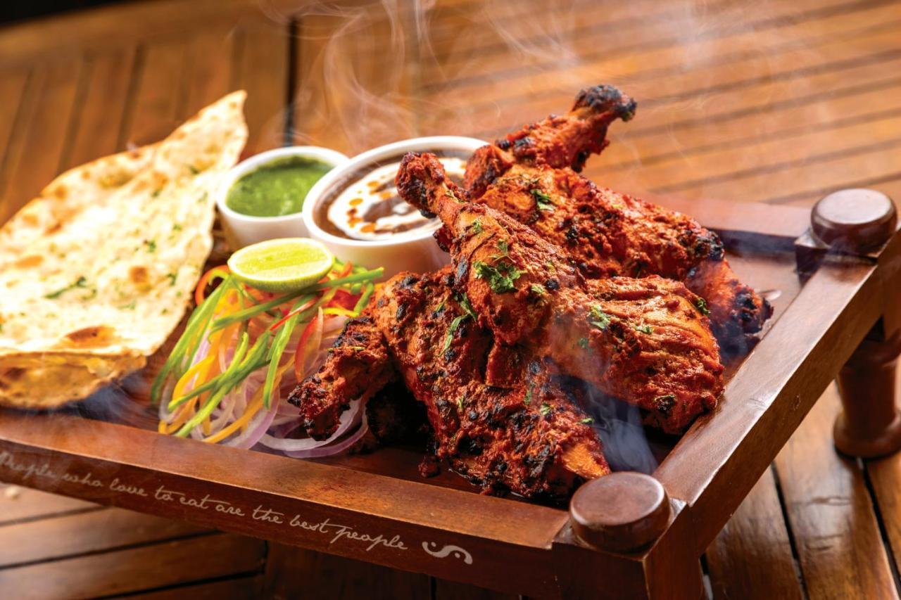 Caravela Beach Resort Varca Exterior foto Tandoori Chicken
